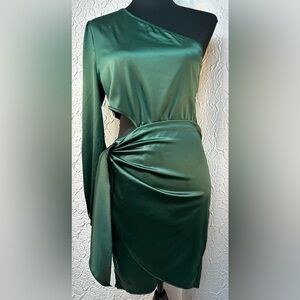 SHEIN- Women’s Green Satin One-Shoulder Wrap Mini Dress (L)